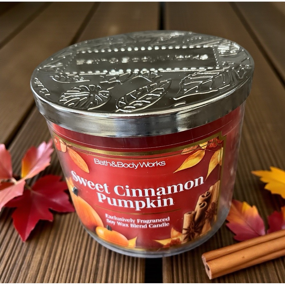 Bath & Body Works Three Wick Candle Sweet Cinnamon Pumpkin Clove‎ Brown Sugar